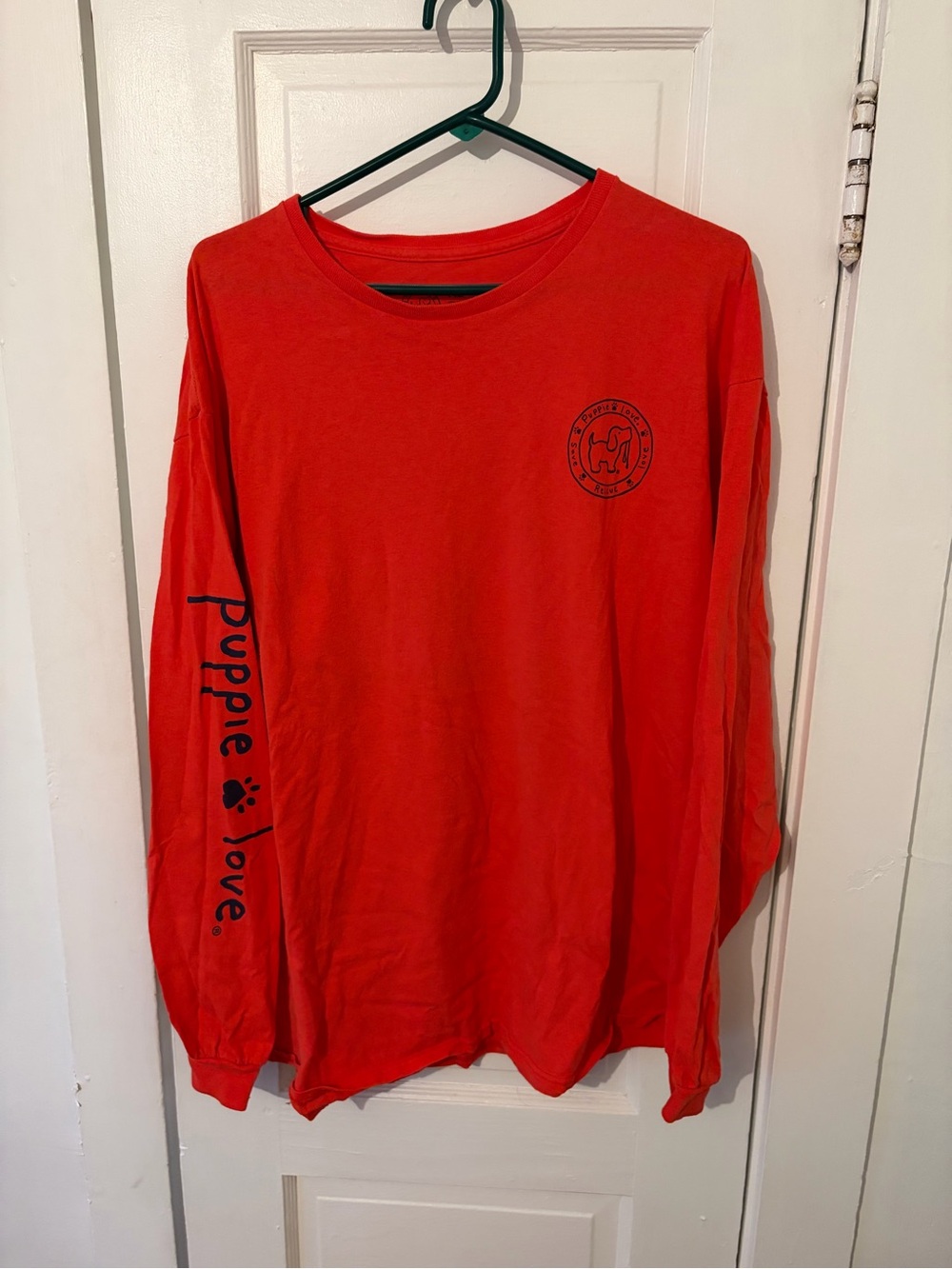 Puppie Love Women's Long Sleeve Tee - Red